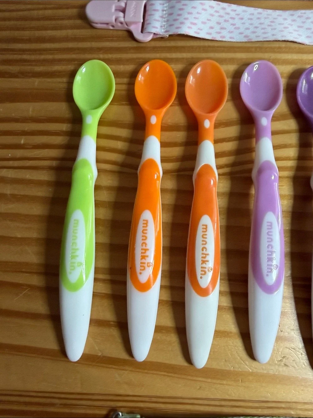 Munchkin Infant Spoons & Fabric Pacifier Clips Holder Bundle (16 Pieces)